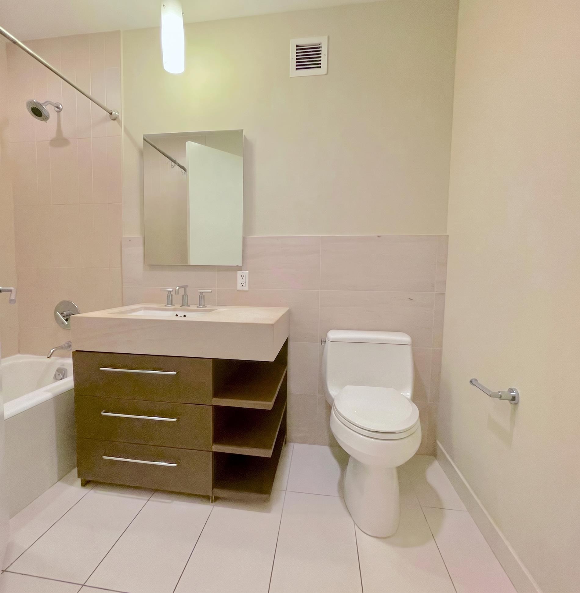 5-09 48th Avenue 6D Long Island City Queens NY 11101