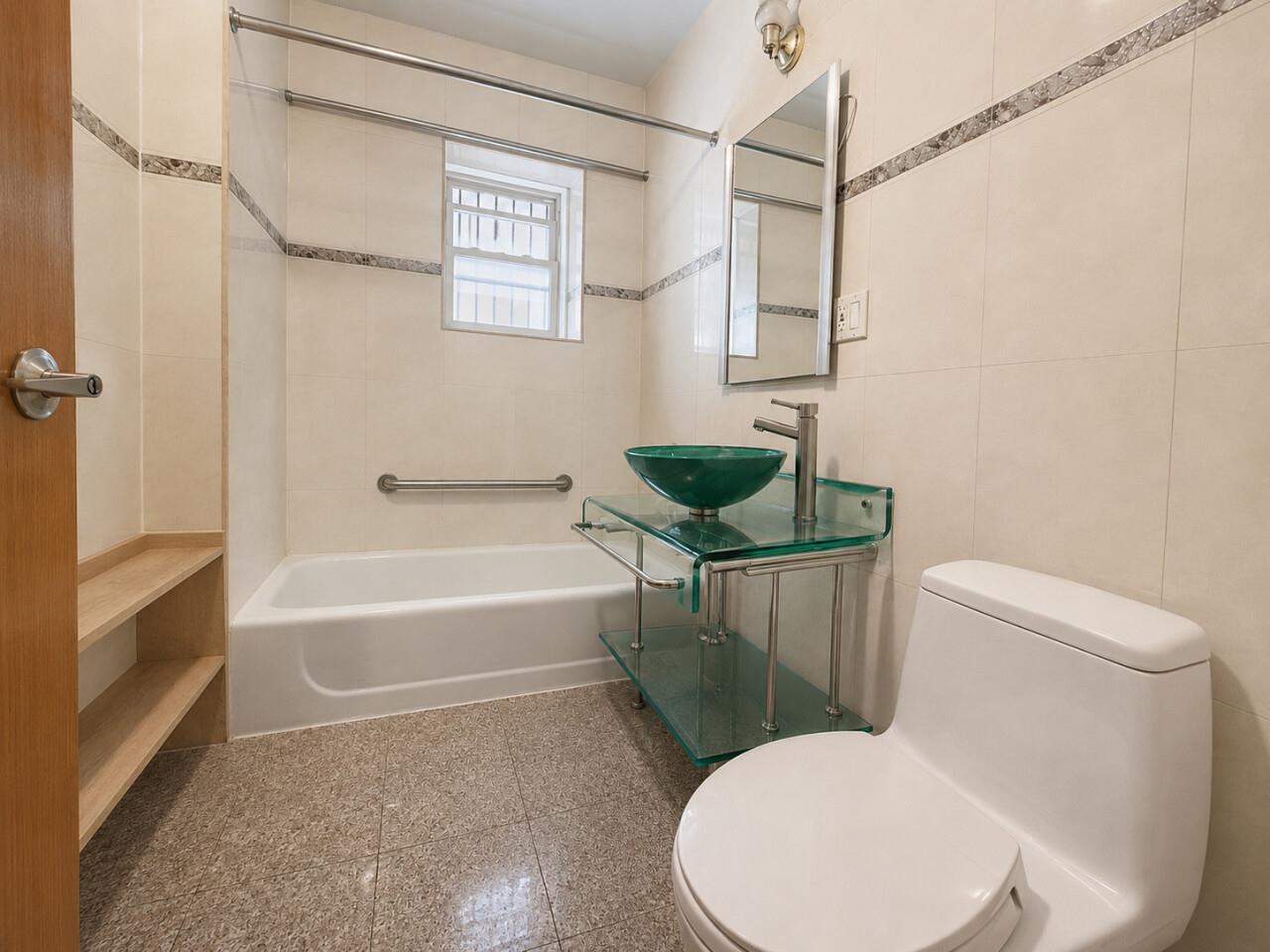 53-08 90th Street 1-B Elmhurst Queens NY 11373