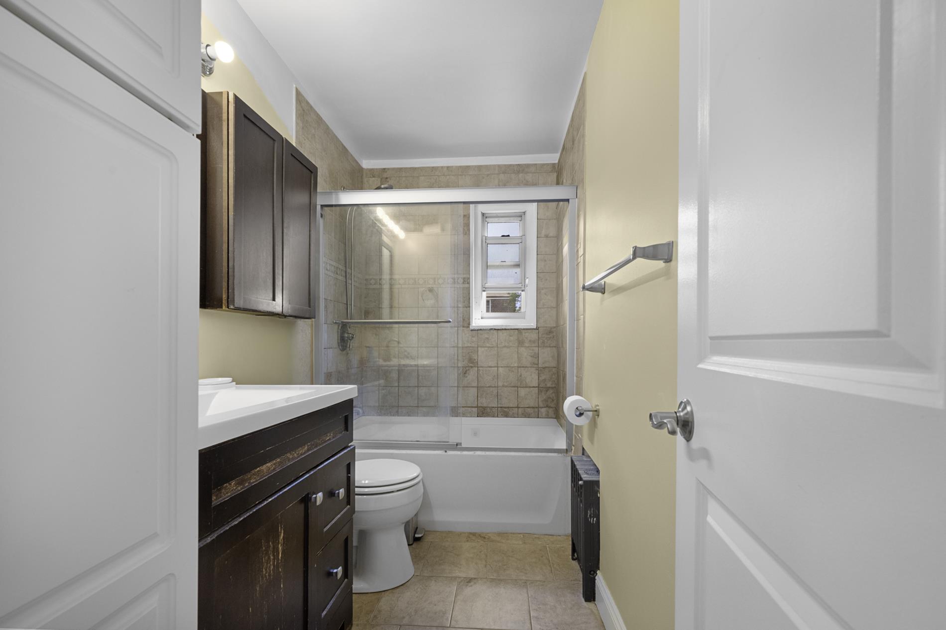 249-33 64th Avenue 1 Little Neck Queens NY 11362