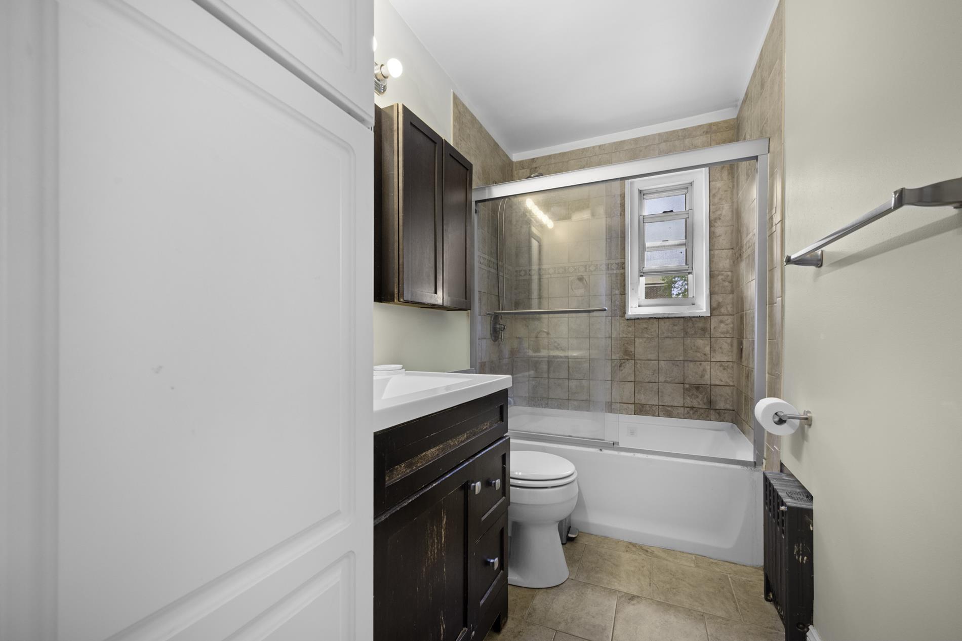249-33 64th Avenue 1 Little Neck Queens NY 11362