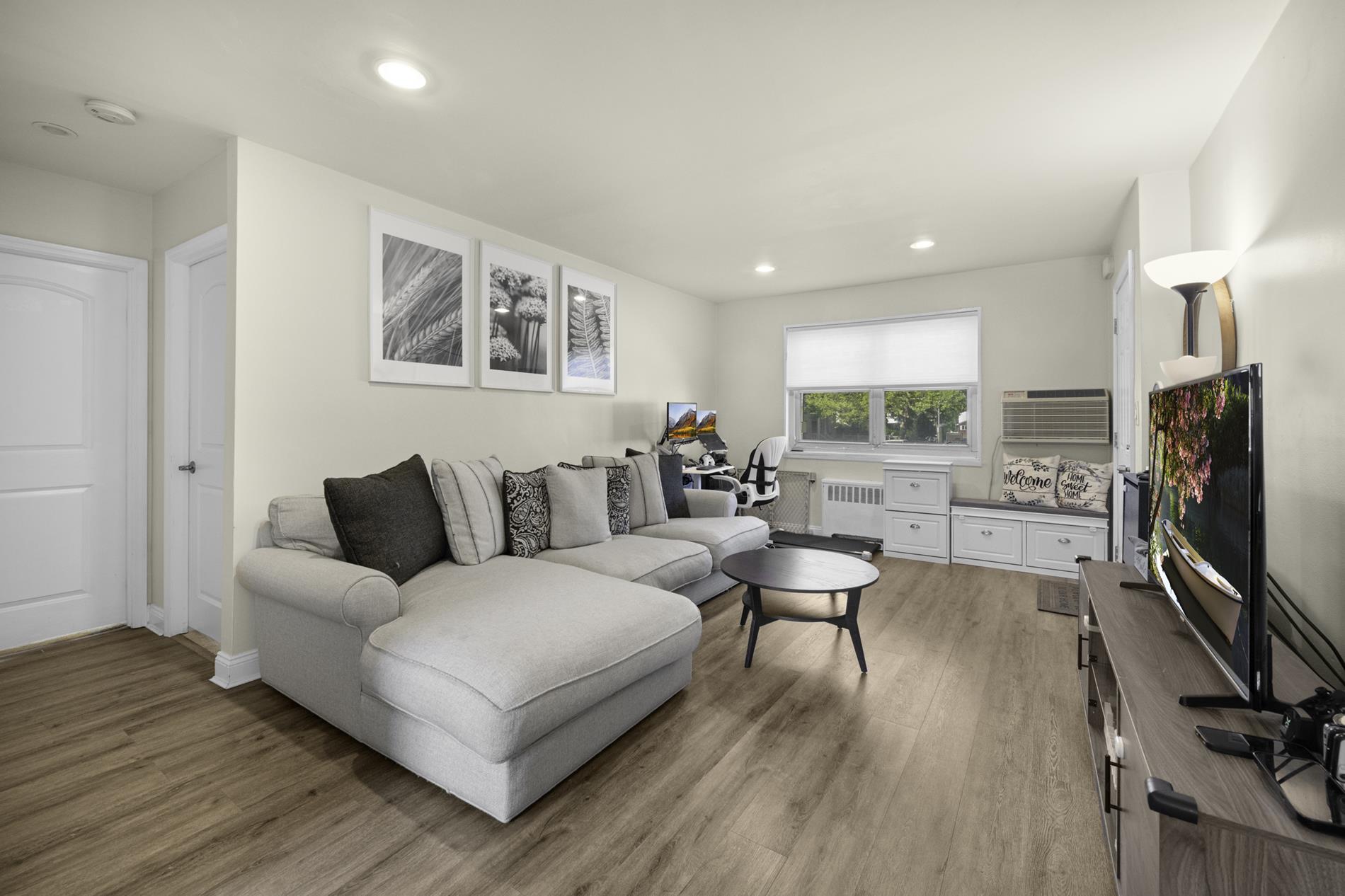 249-33 64th Avenue 1 Little Neck Queens NY 11362