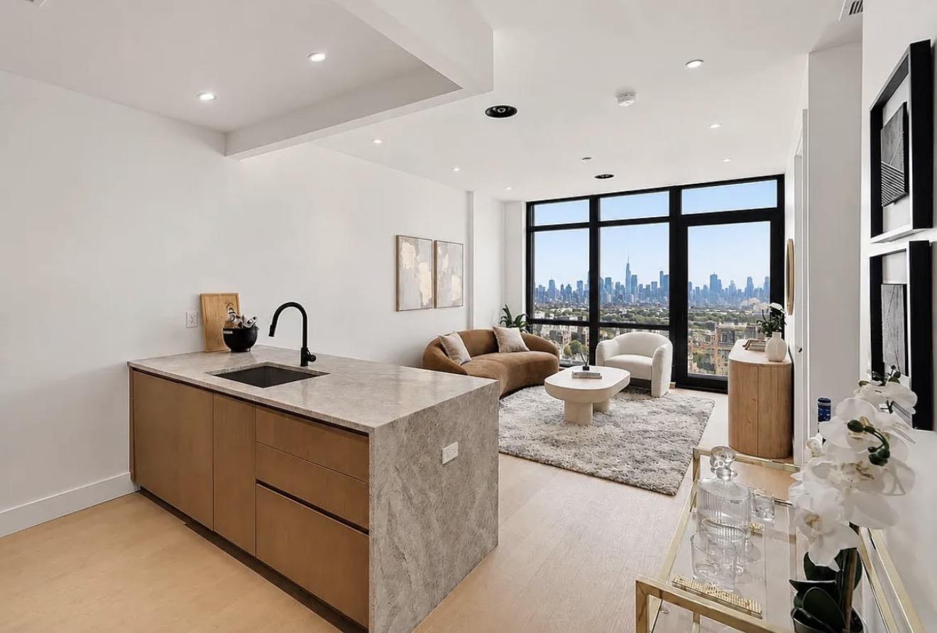 772 Metropolitan Avenue East Williamsburg Brooklyn NY 11211