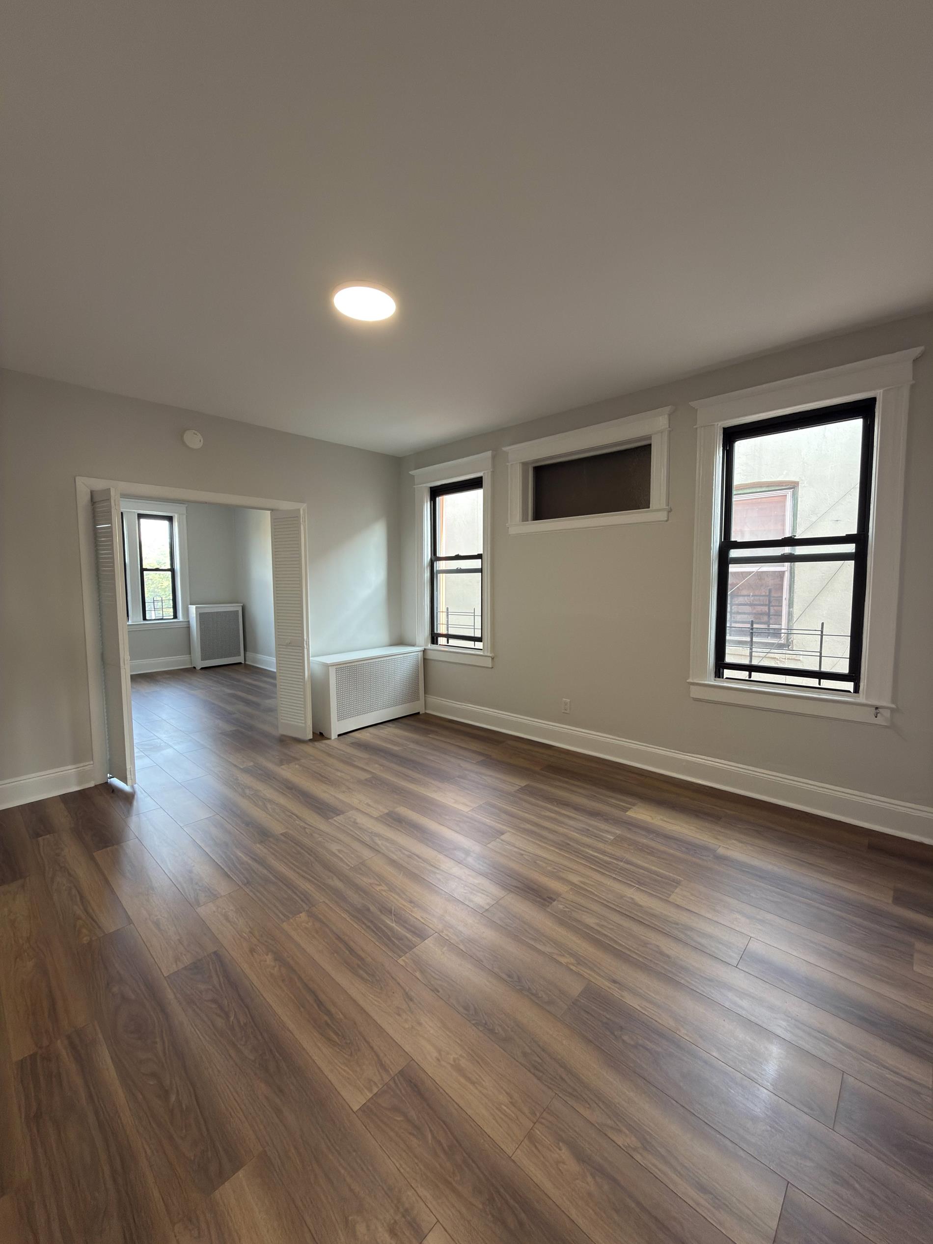 34-37 9th Street 3 Ravenswood Queens NY 11106