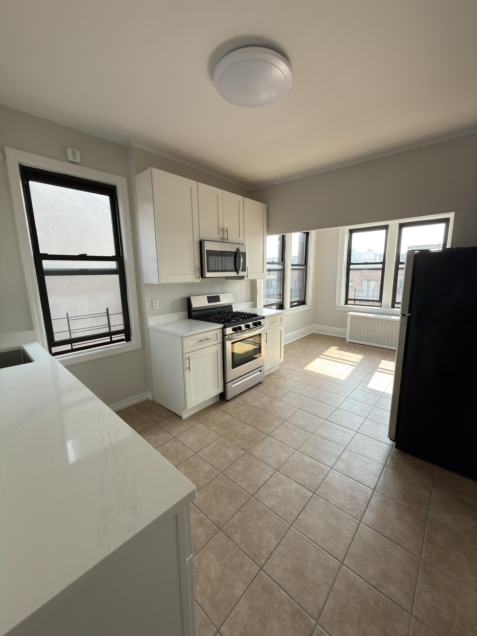 34-37 9th Street 3 Ravenswood Queens NY 11106