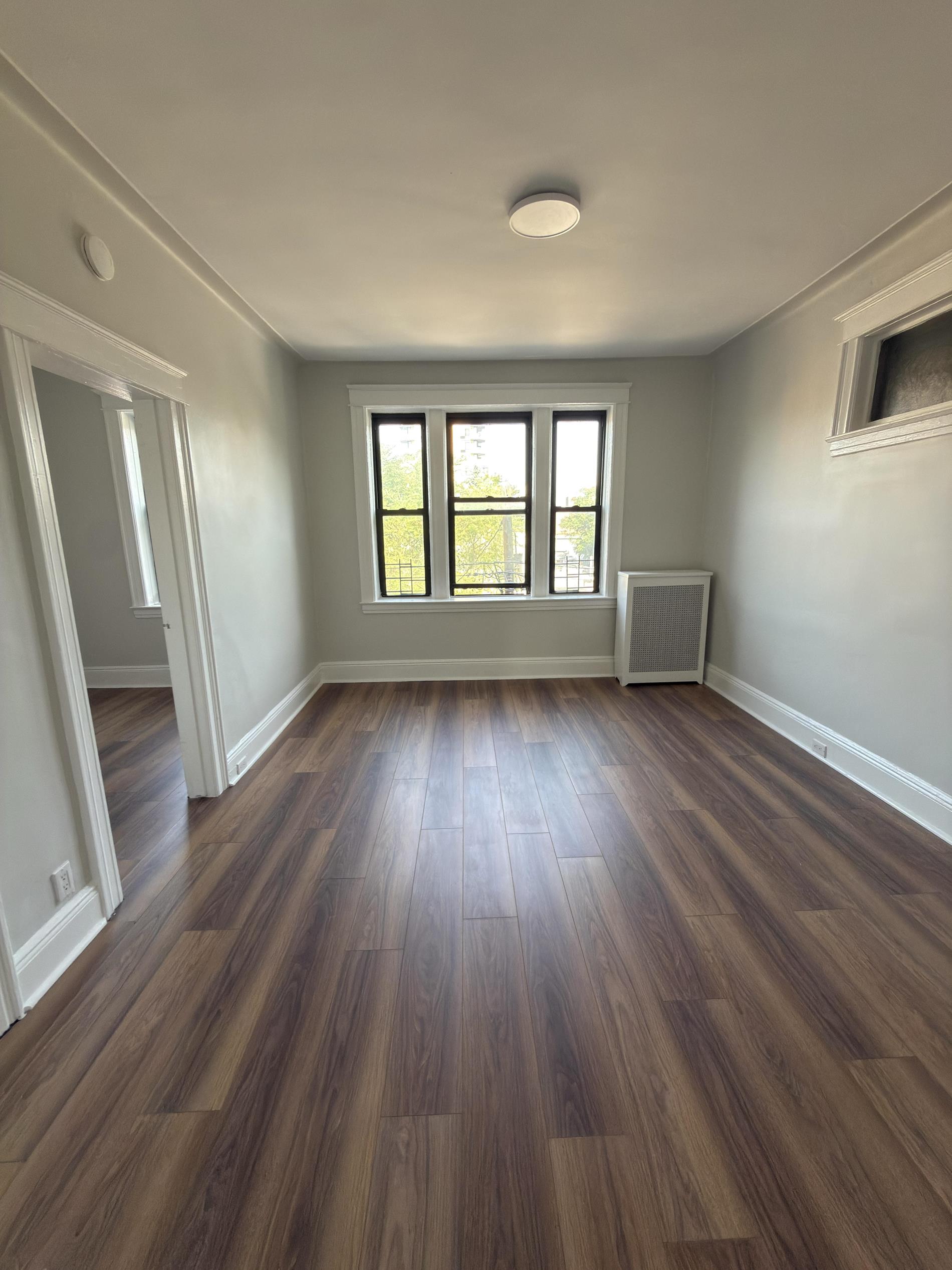 34-37 9th Street 3 Ravenswood Queens NY 11106