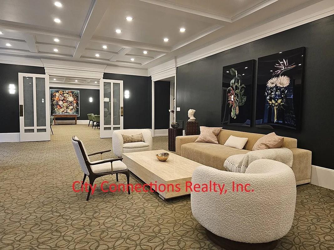 301 West 57th Street 10-C Clinton New York NY 10019