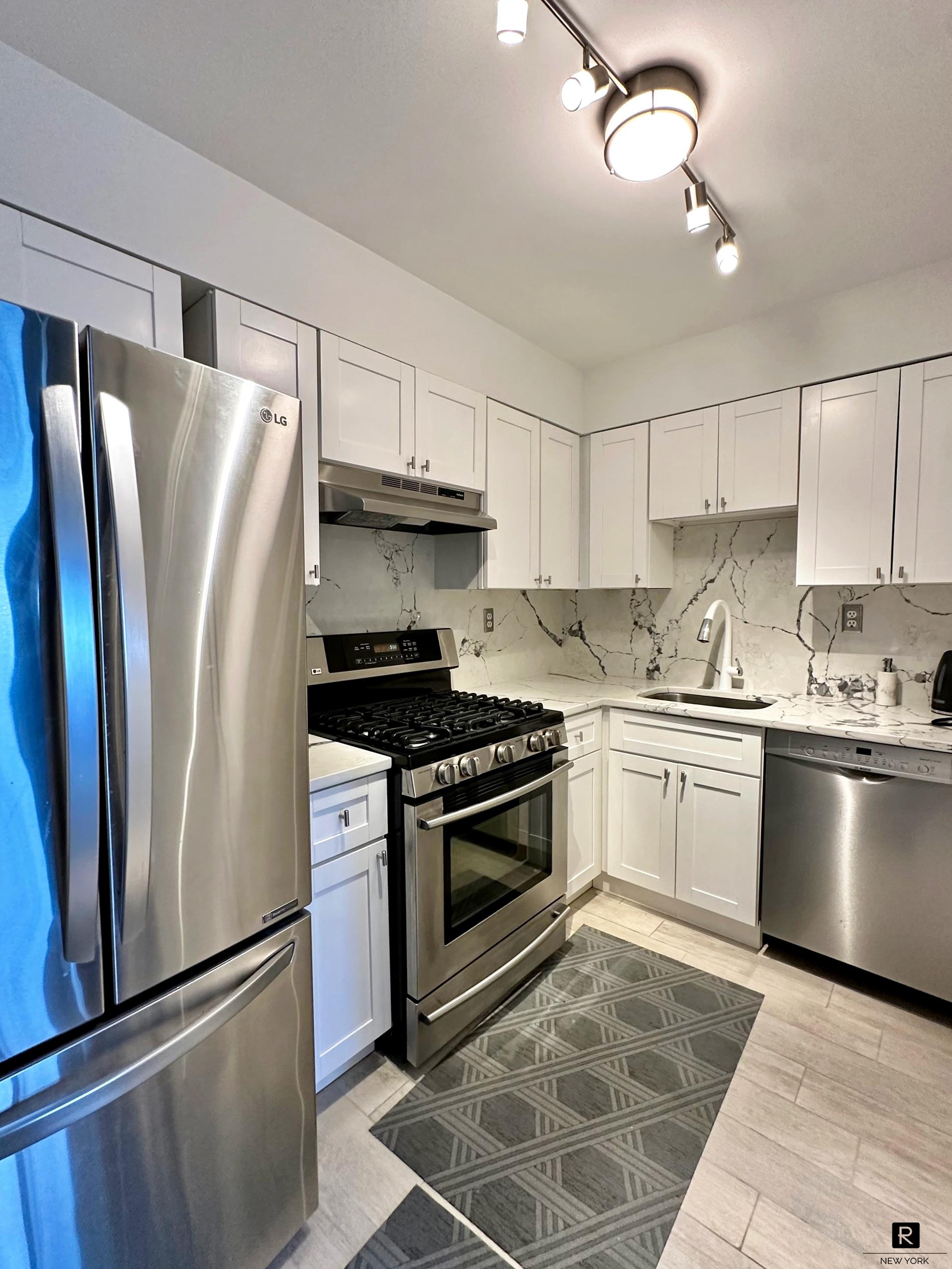 10 Bay Street Landing St. George Staten Island NY 10301