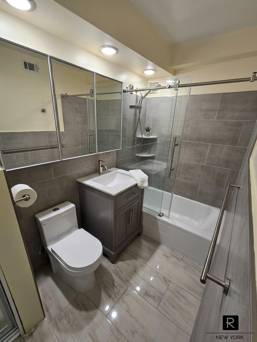 240 East 55th Street Sutton Place New York NY 10022