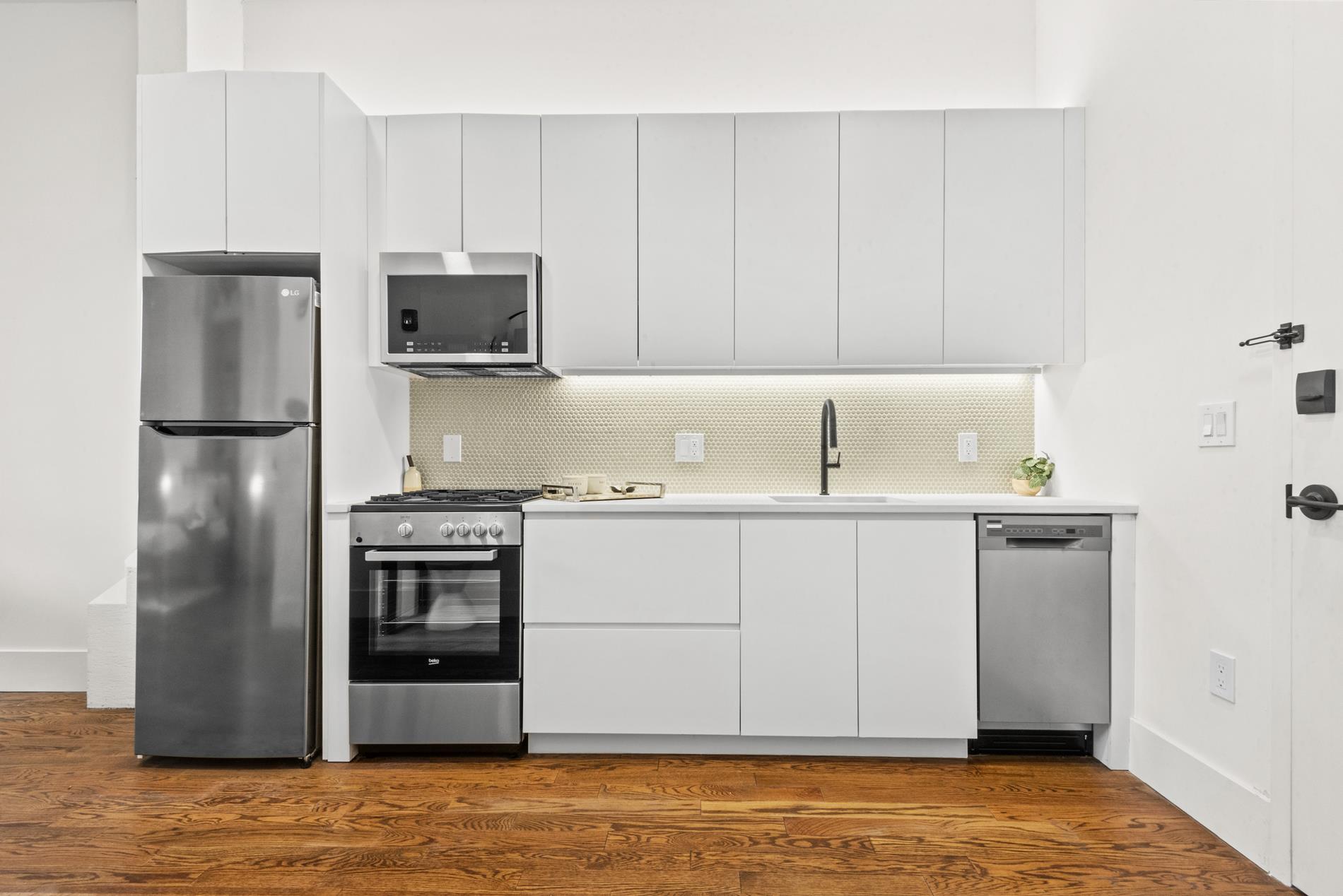 380 Montgomery Street 4077 Jersey City Jersey City NJ 07302
