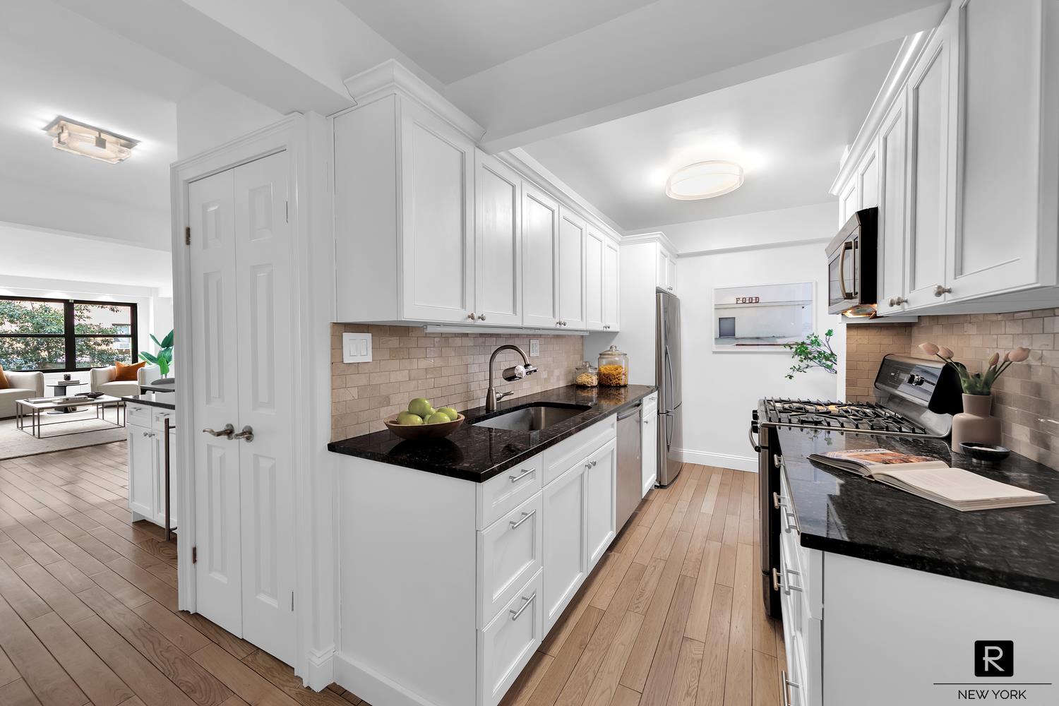 140 East 56th Street Midtown East New York NY 10022