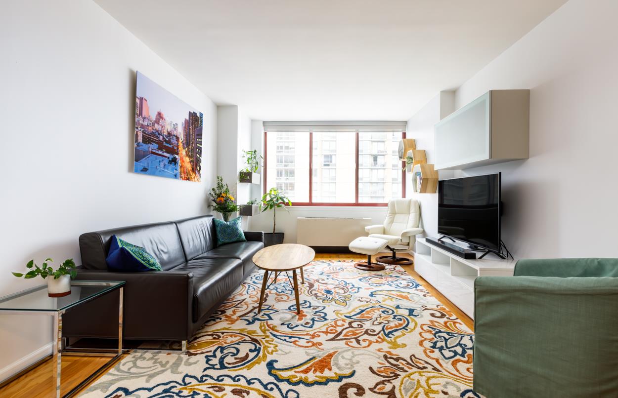 4-74 48th Avenue 28E Hunters Point Queens NY 11109