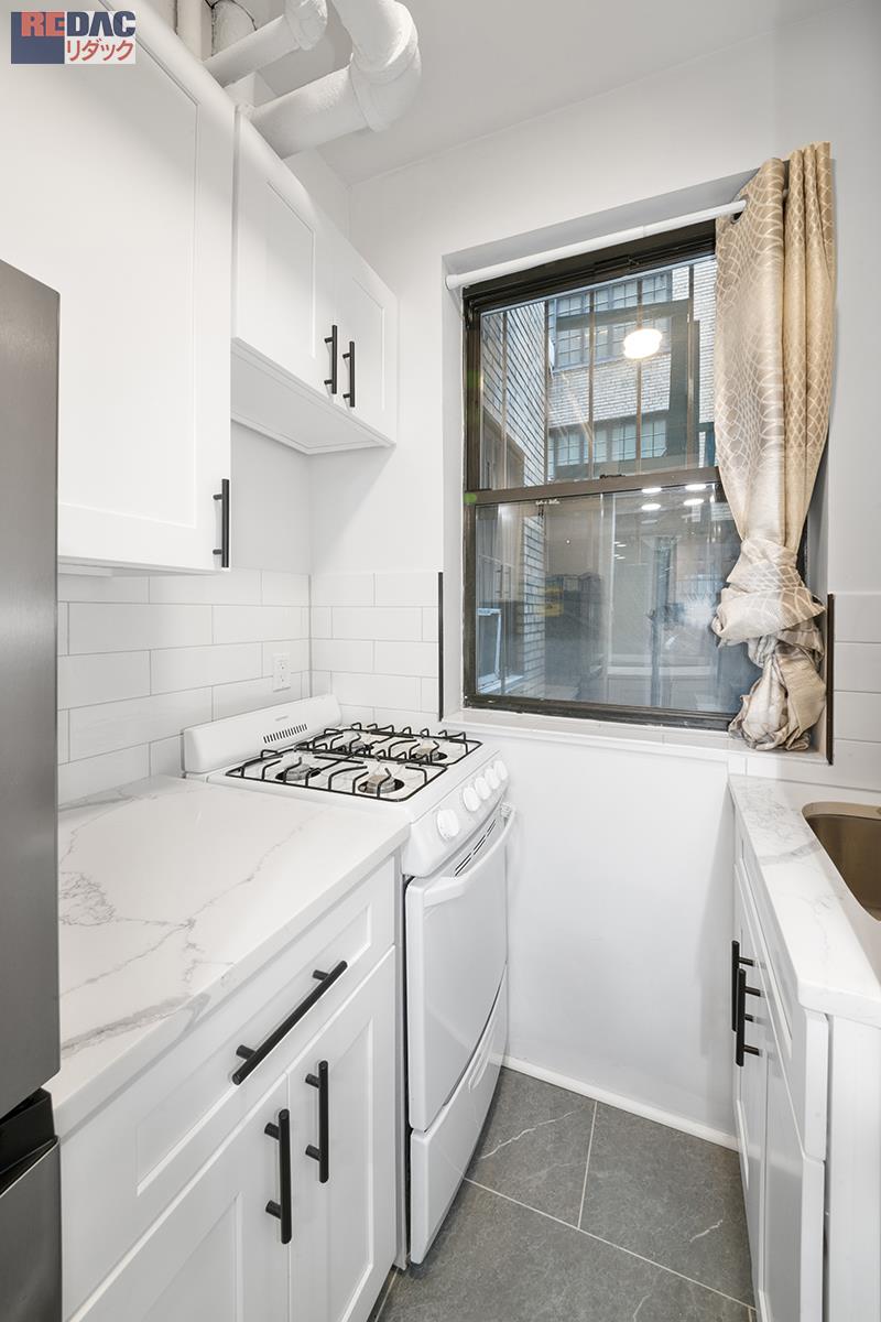 211 East 35th Street Murray Hill New York NY 10016