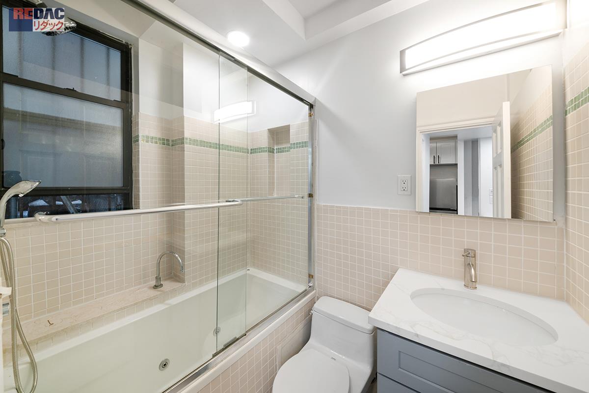 211 East 35th Street Murray Hill New York NY 10016