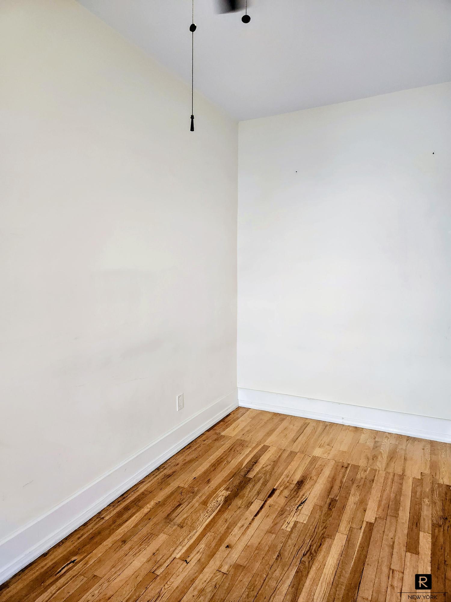 344-346 East 58th Street Sutton Place New York NY 10022
