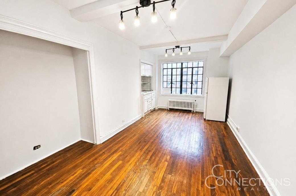 5 Tudor City Place 816 Tudor City New York NY 10017