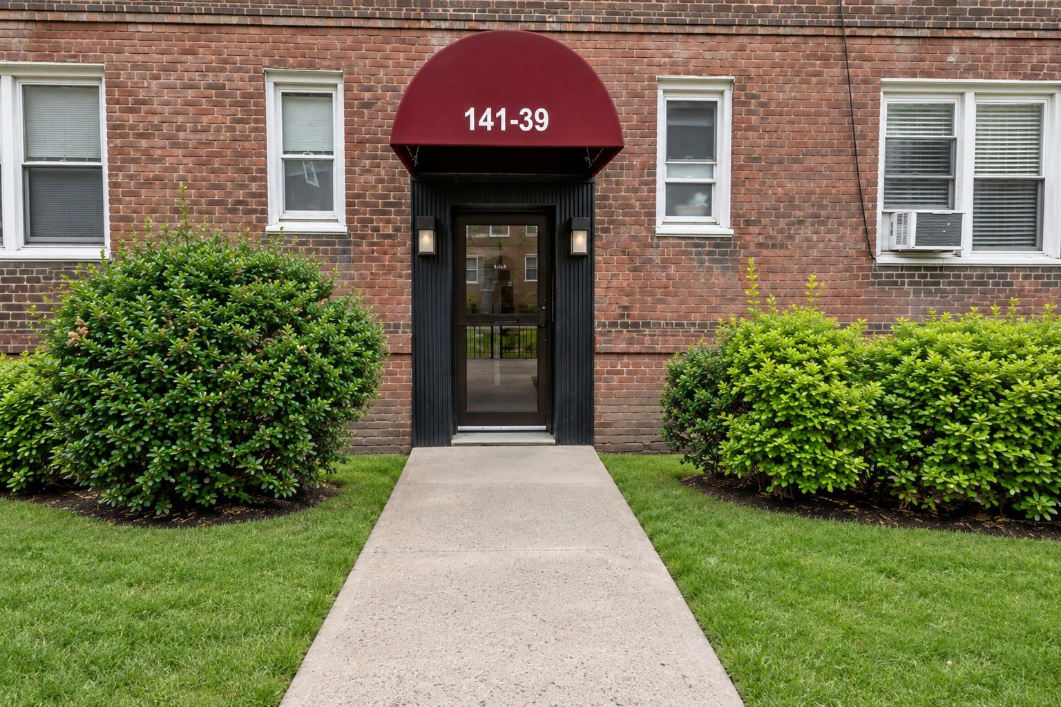 141-39 78th Road 2-P Kew Gardens Hills Queens NY 11367
