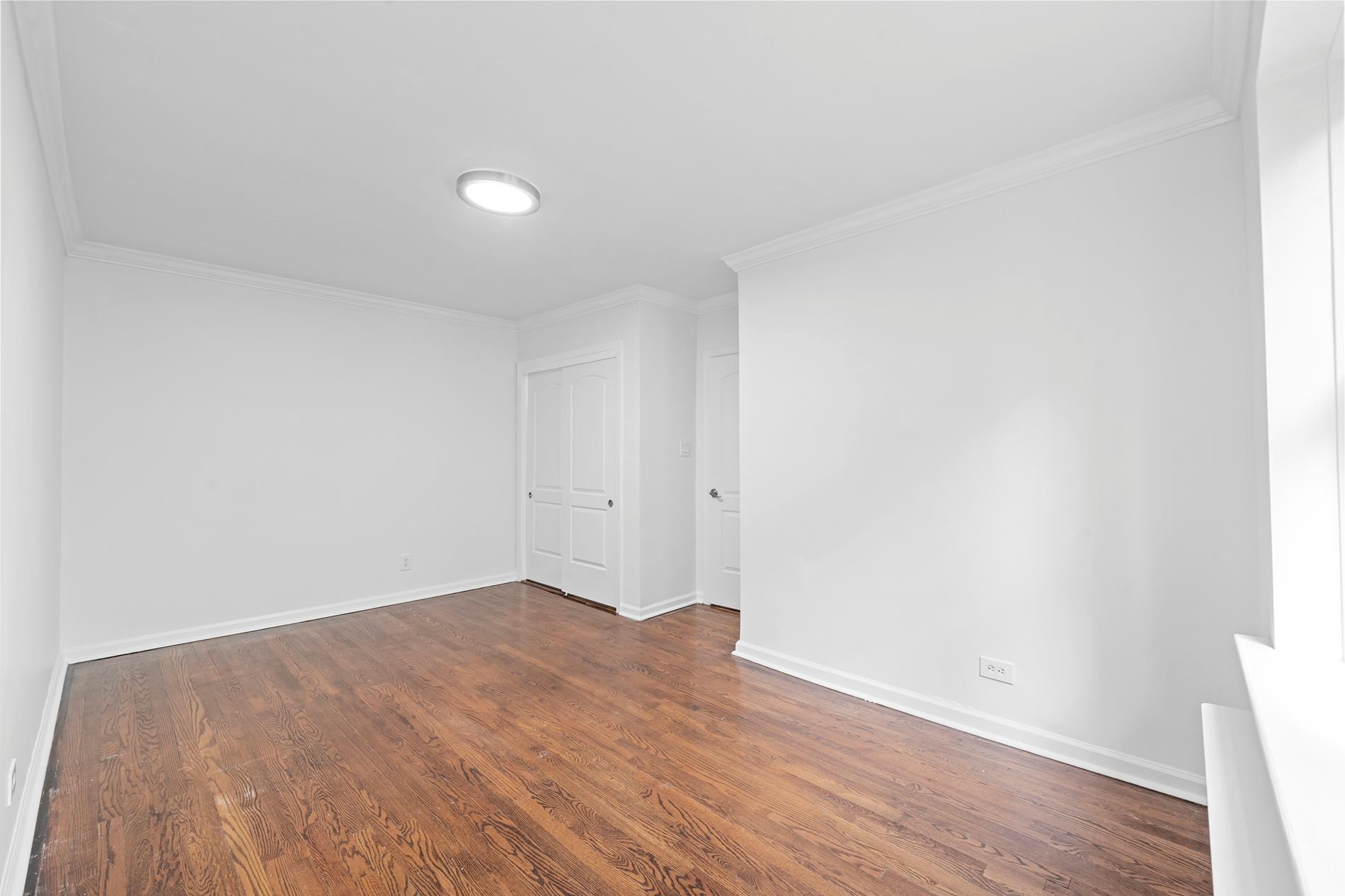 141-39 78th Road 2-P Kew Gardens Hills Queens NY 11367