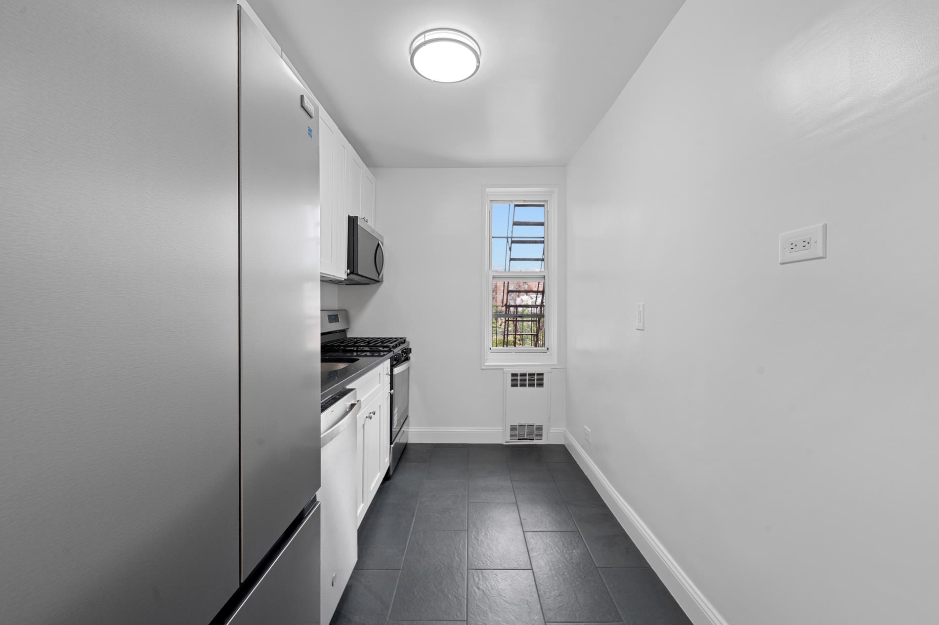 88-01 35th Avenue 3-G Jackson Heights Queens NY 11372