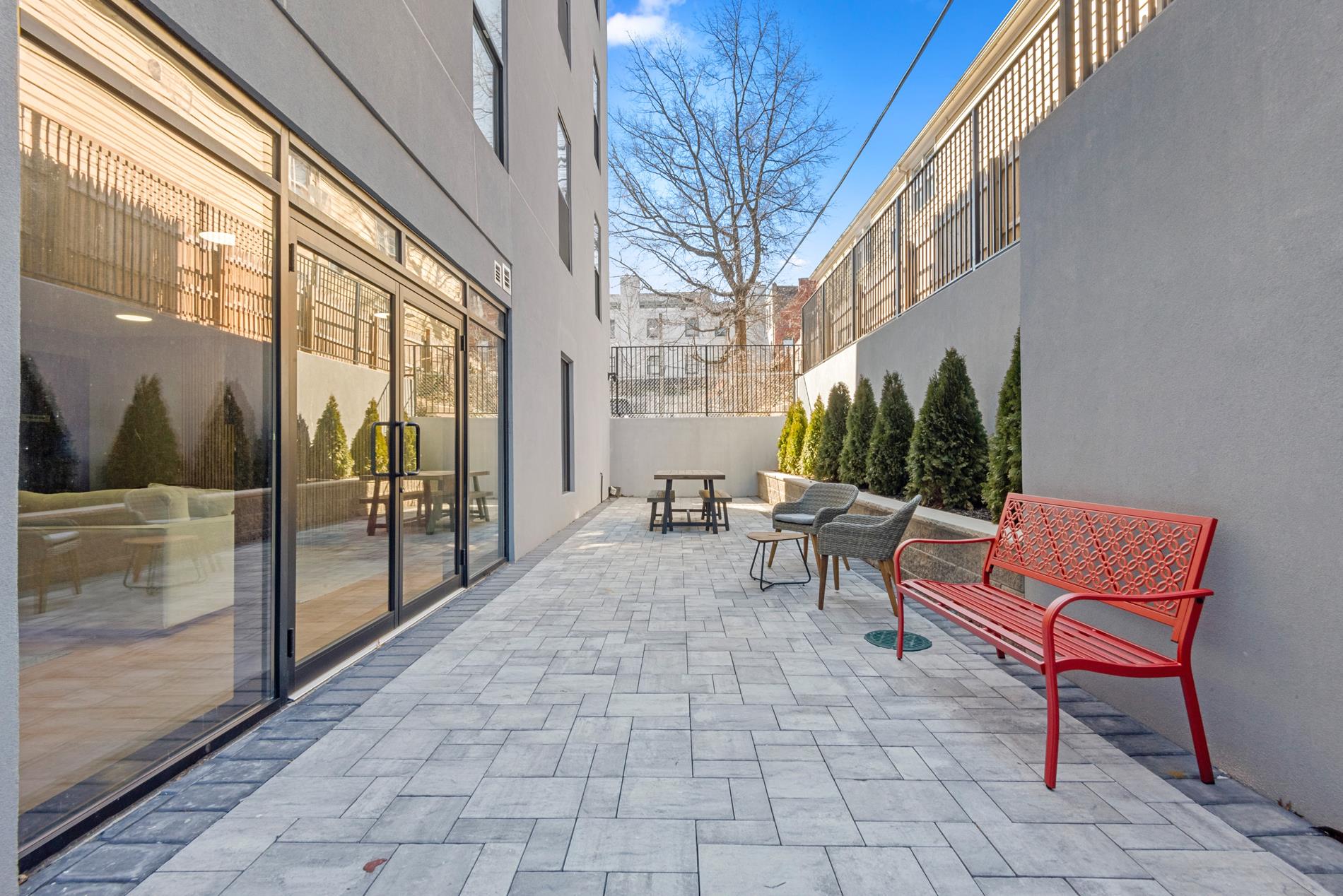 669 Bergen Avenue 5501 Jersey City Jersey City NJ 07304