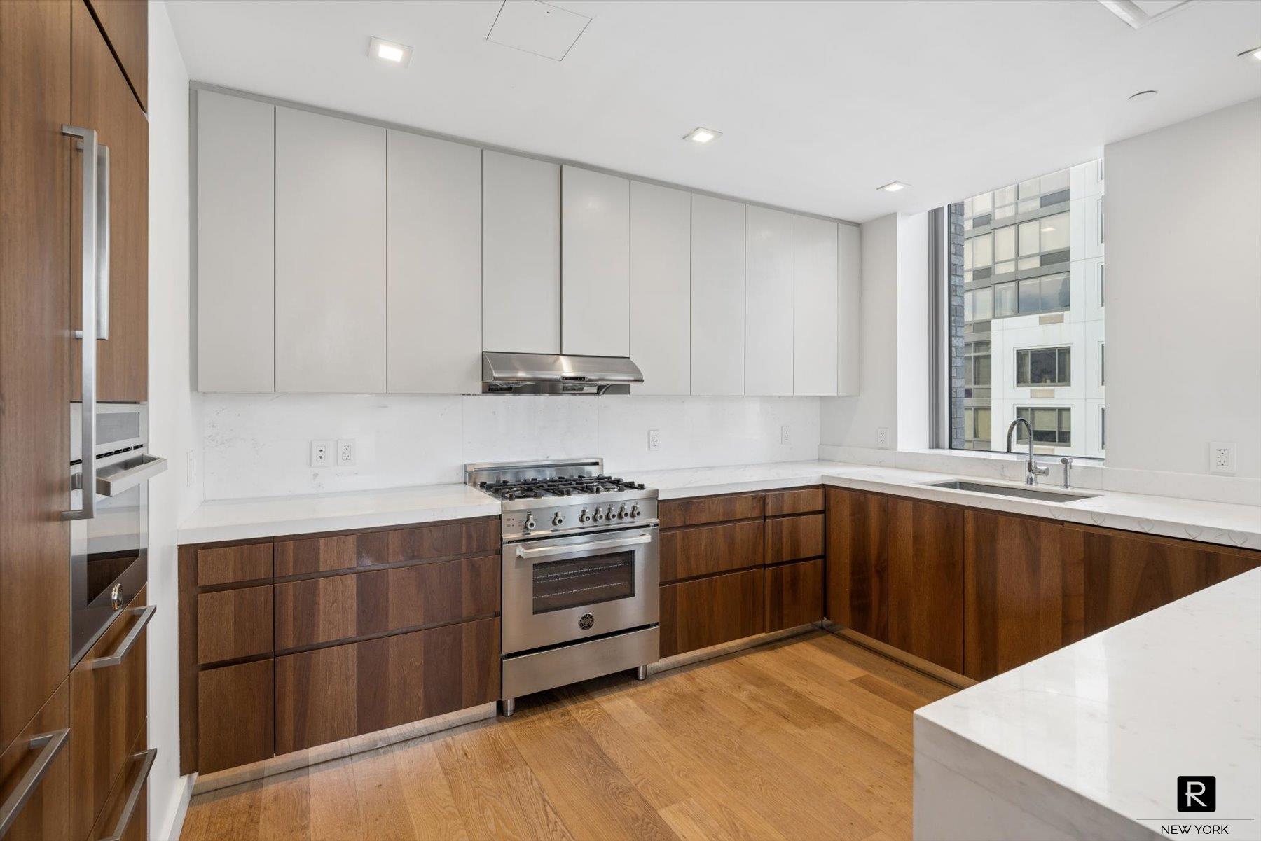 360 East 89th Street Upper East Side New York NY 10128