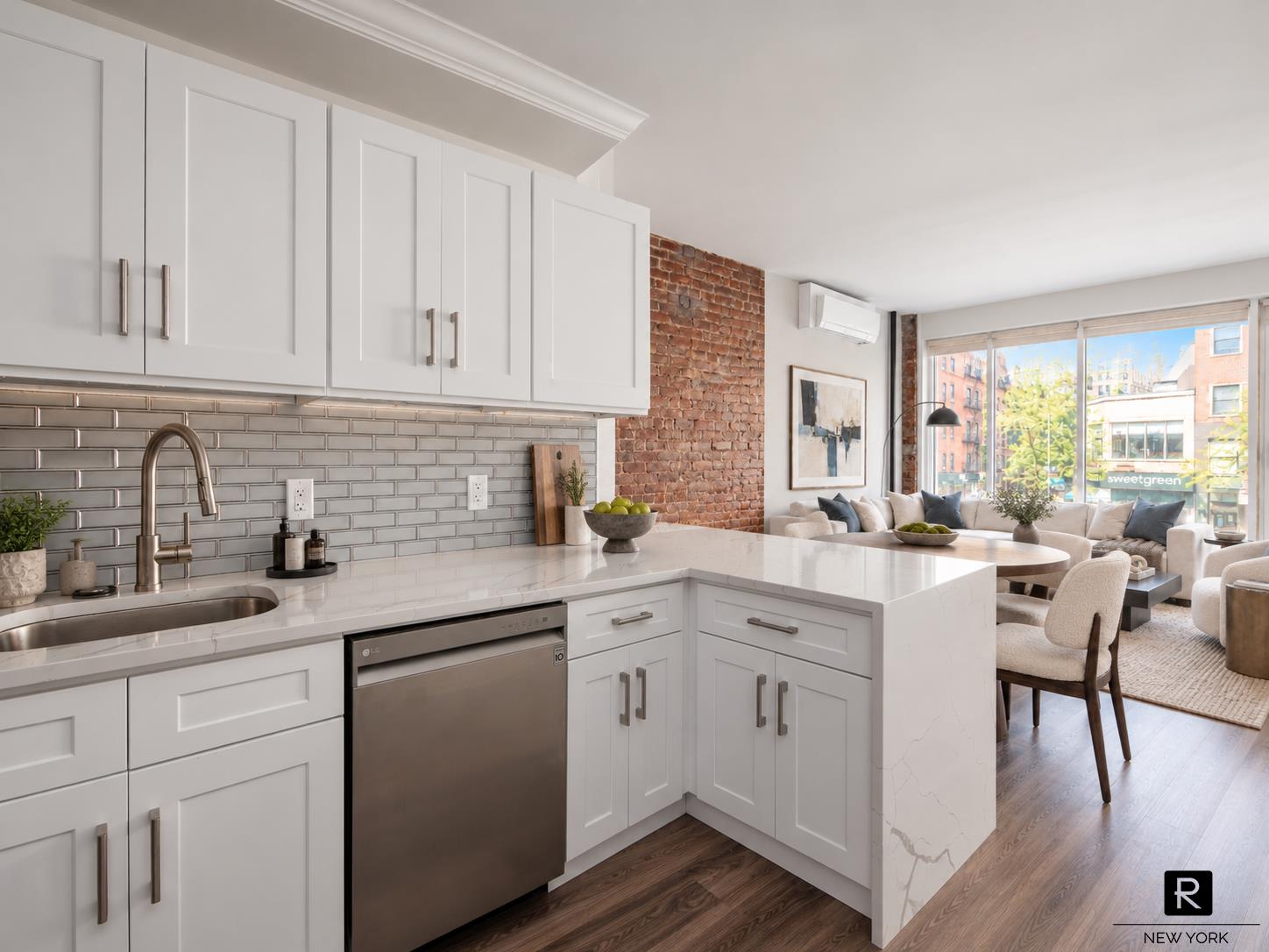 805 Lexington Avenue Upper East Side New York NY 10065