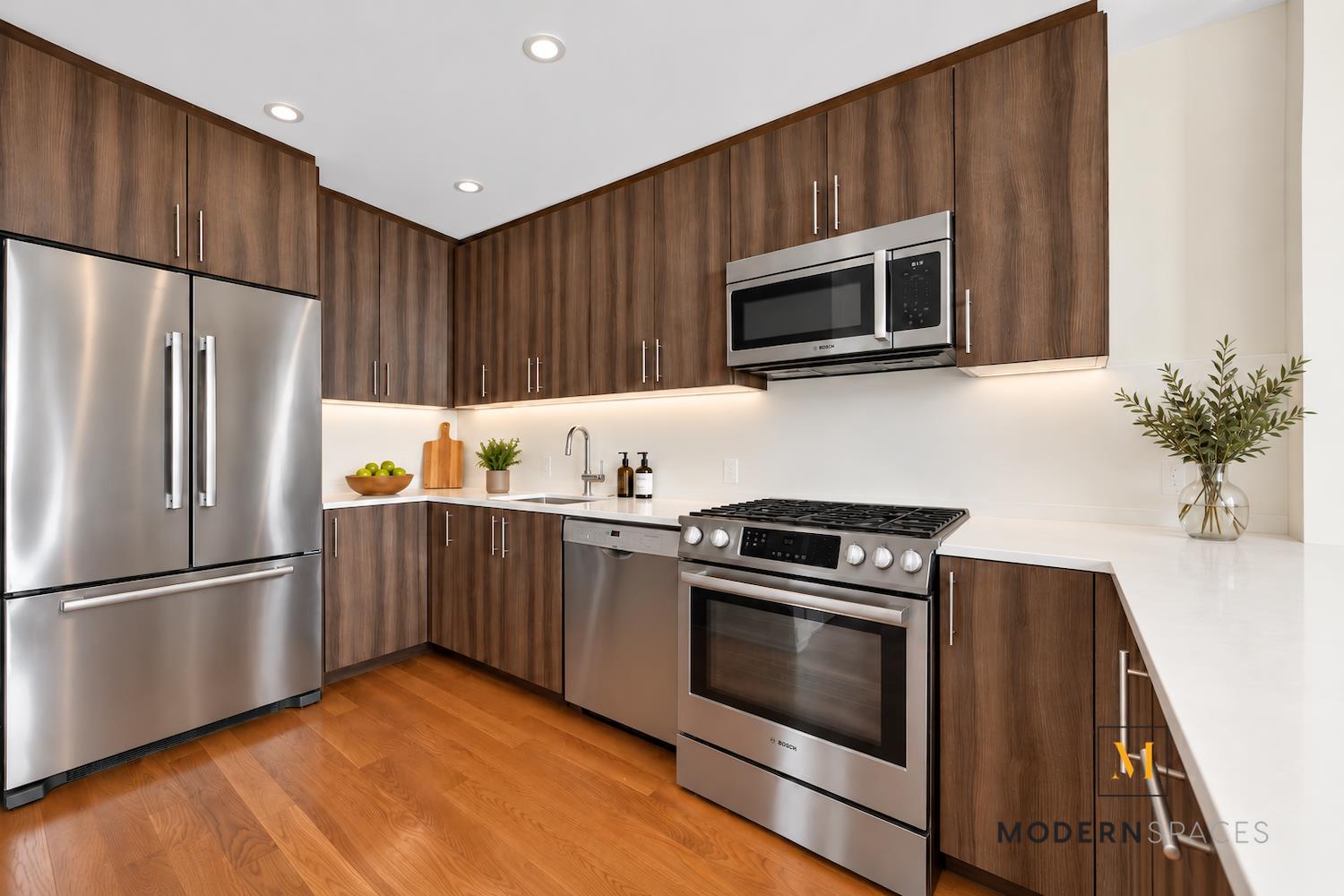 47-28 11th Street 6D Long Island City Queens NY 11101