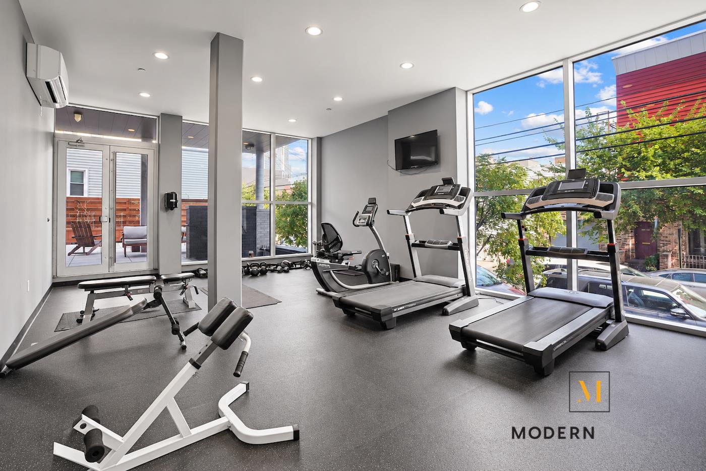47-28 11th Street 6D Long Island City Queens NY 11101