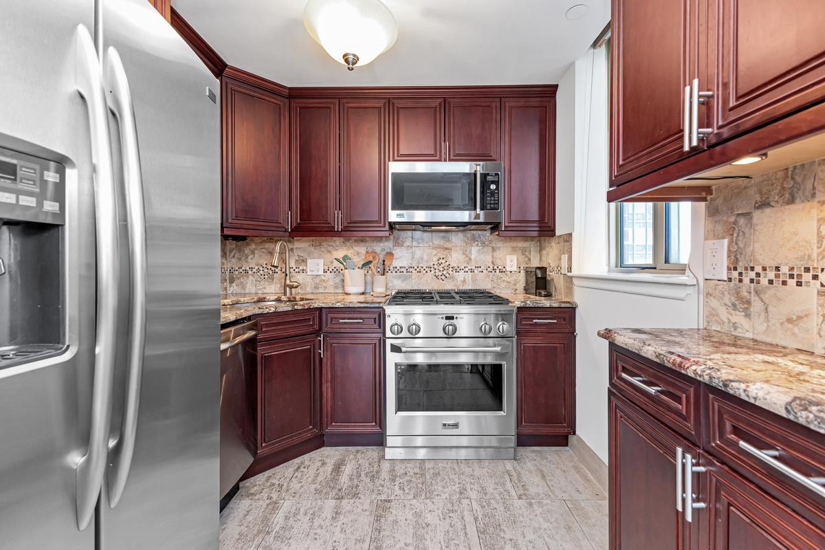 236 East 47th Street 38-A Turtle Bay New York NY 10017