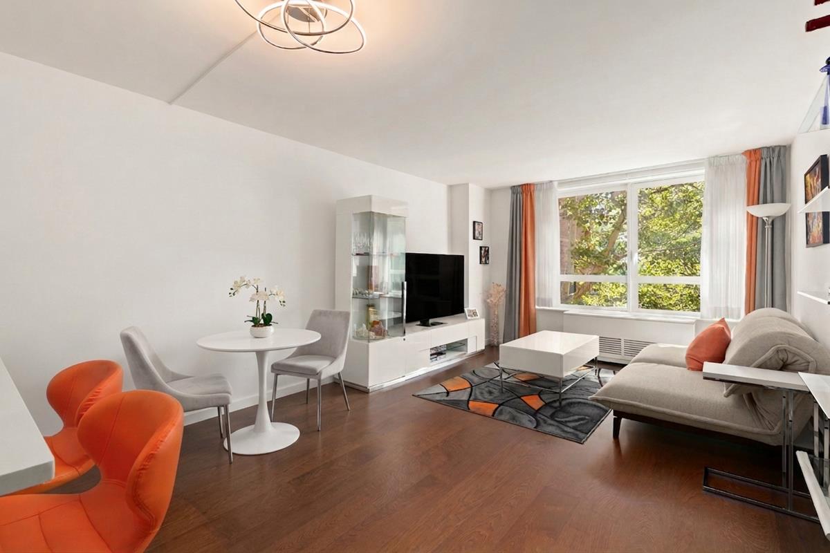 200 East 94th Street 125 Upper East Side New York NY 10128