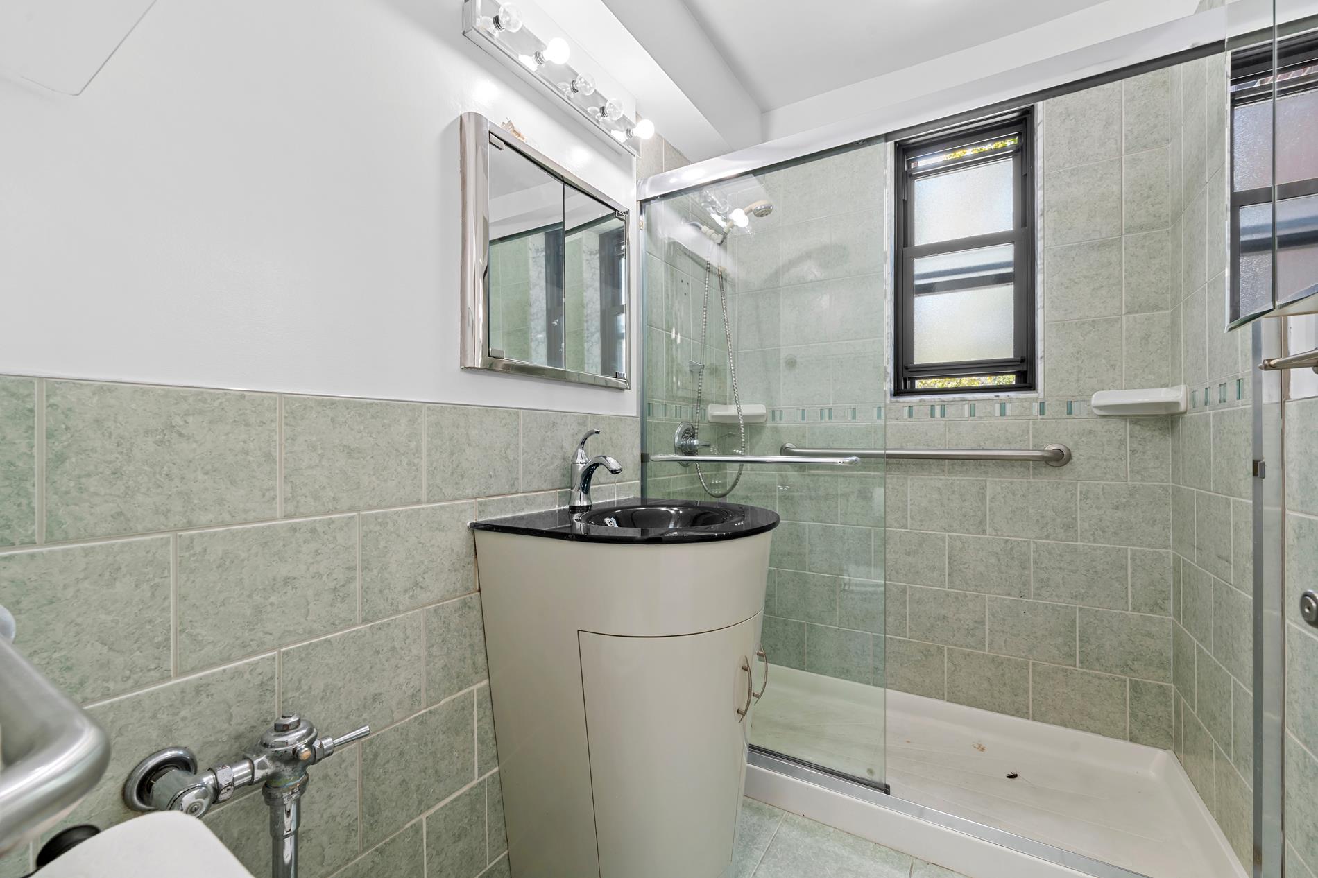 84-01 Main Street 325 Briarwood Queens NY 11435