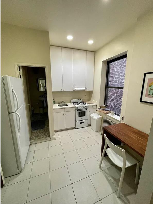 104 Sullivan Street Soho New York NY 10012