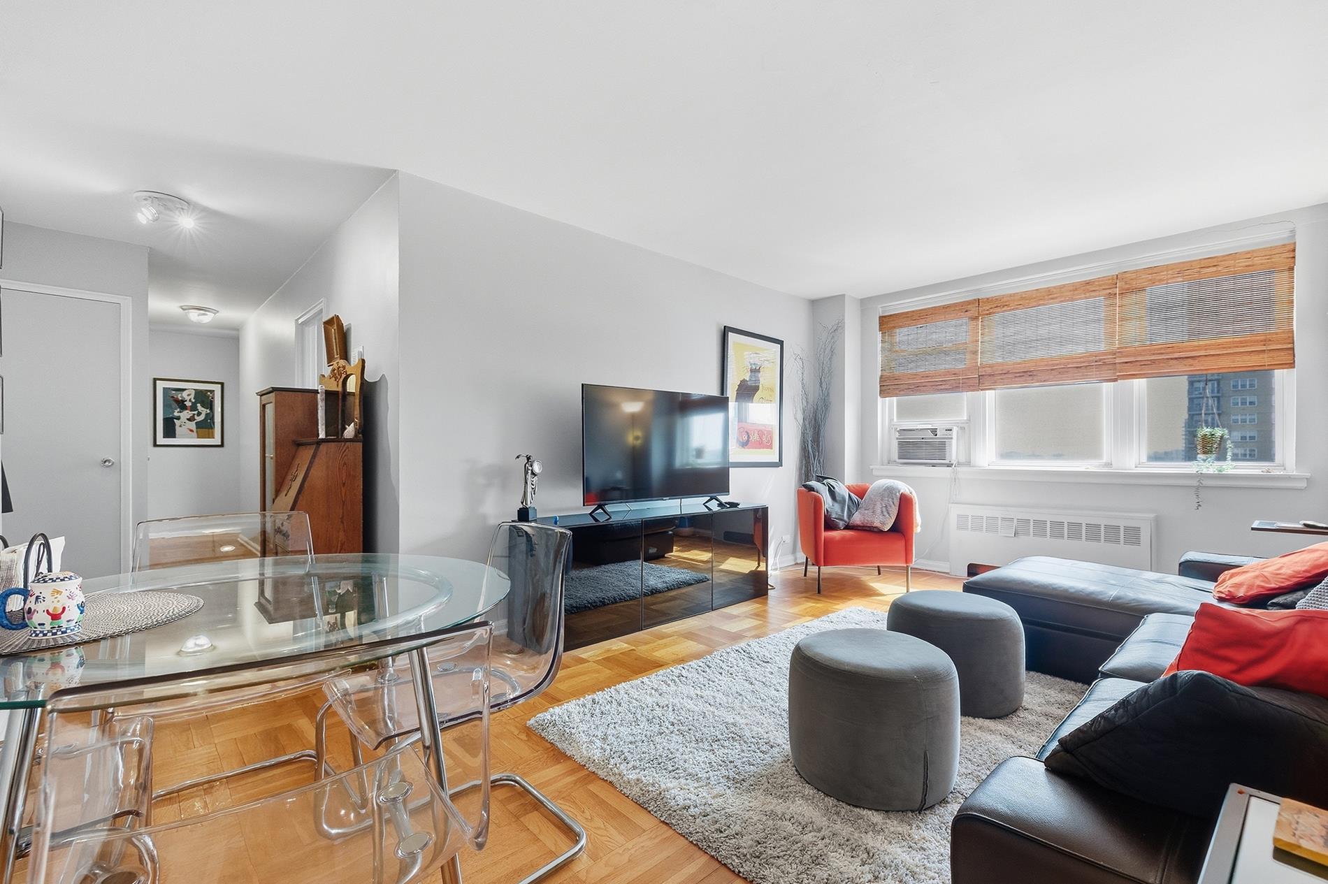 60 Knolls Crescent 10-L Spuyten Duyvil Bronx NY 10463
