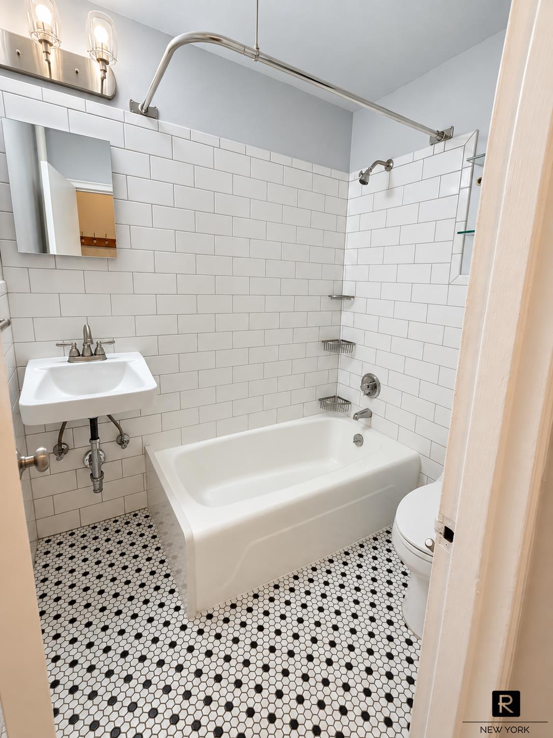 1390 Second Avenue Upper East Side New York NY 10021