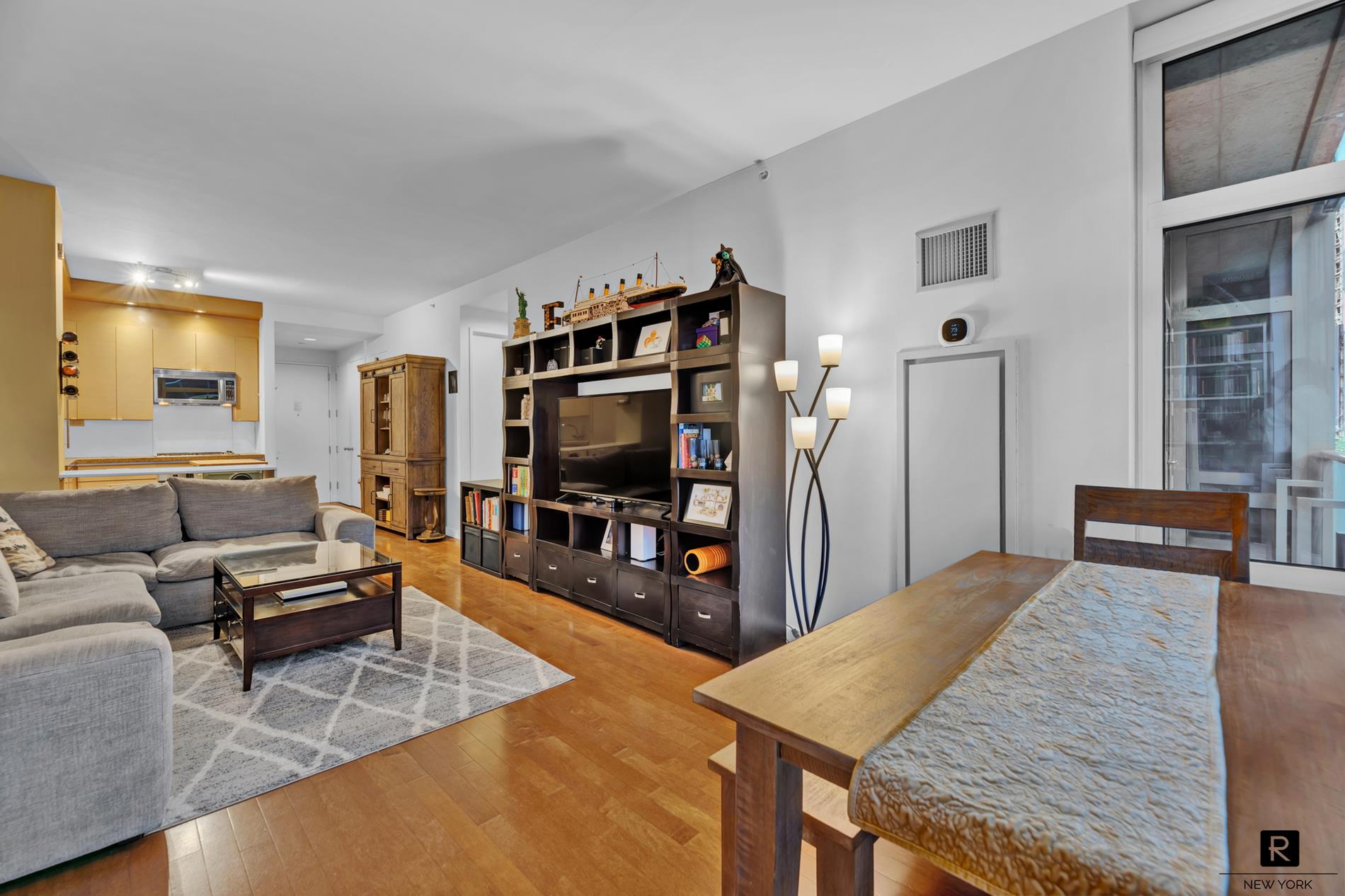 1600 Broadway Midtown West New York NY 10019