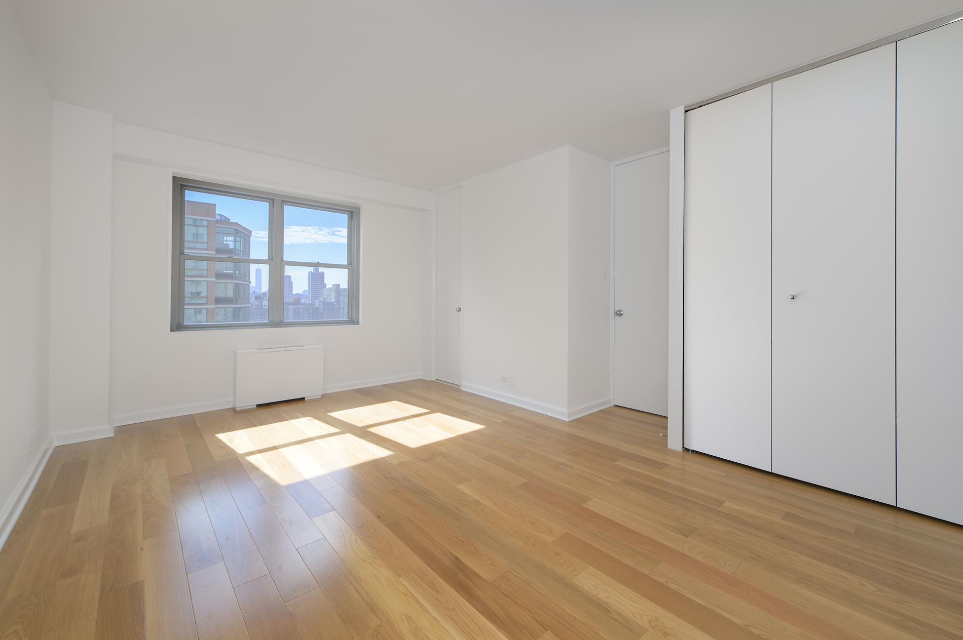 300 East 40th Street 26-R Murray Hill New York NY 10016
