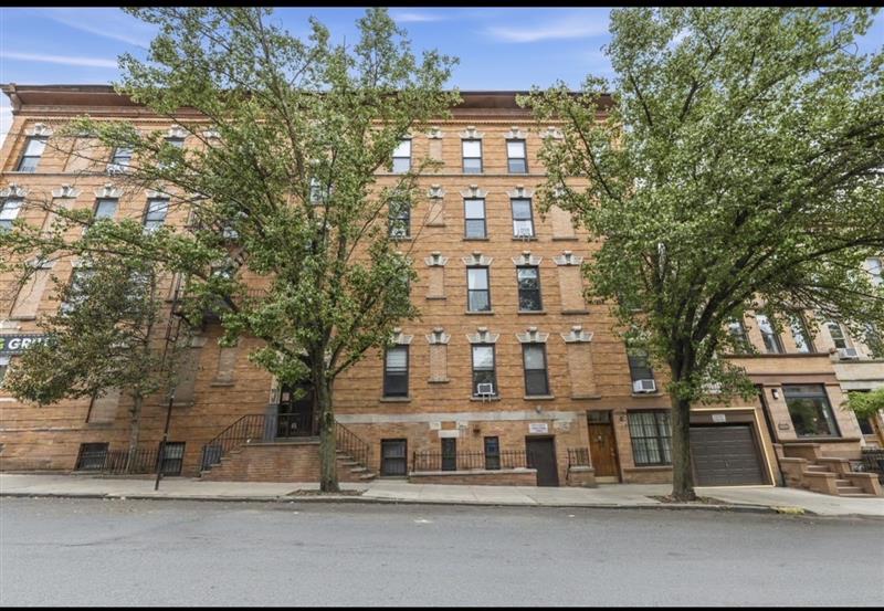 438 4th Street 4-A Park Slope Brooklyn NY 11215