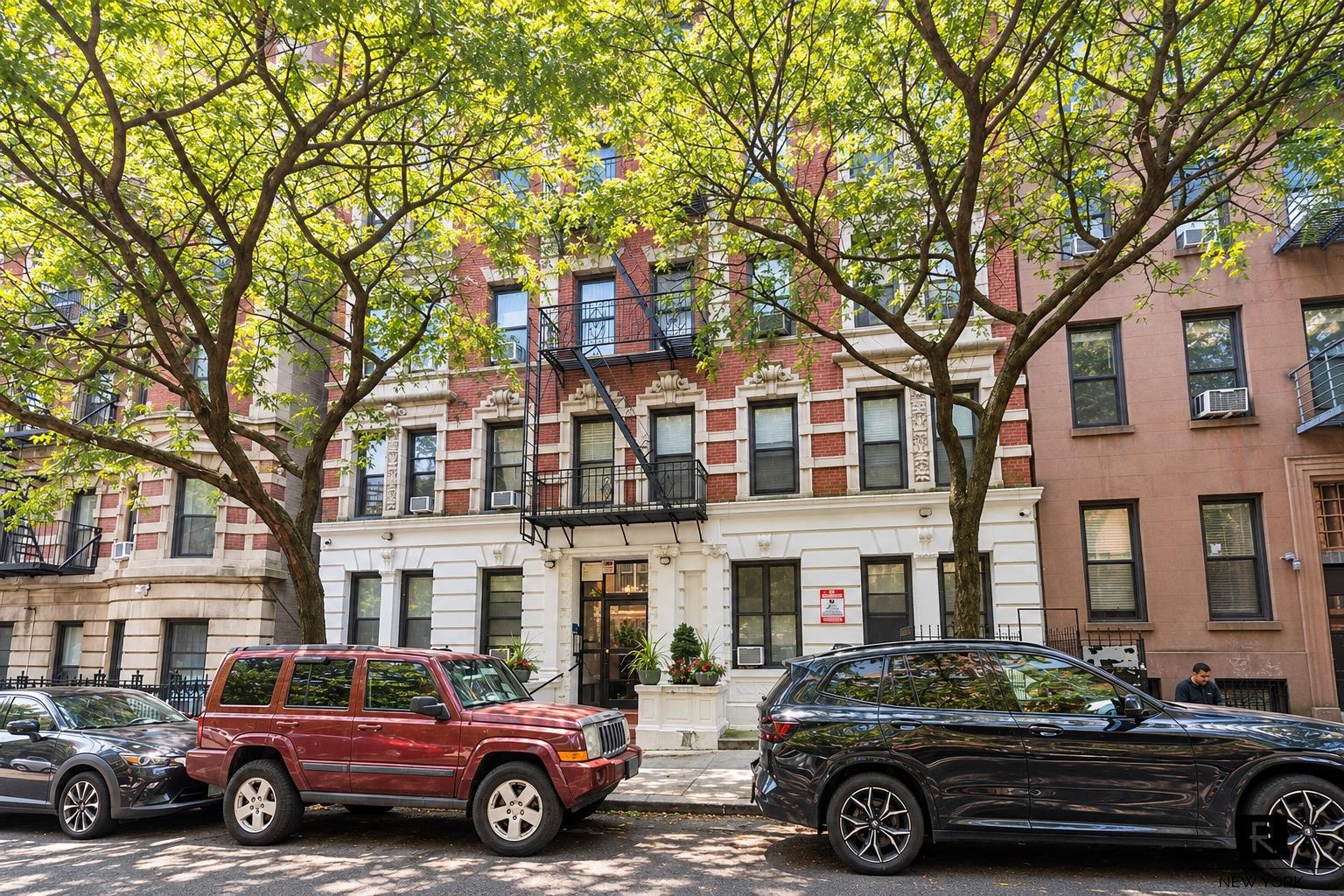 4-6 West 105th Street Upper West Side New York NY 10025