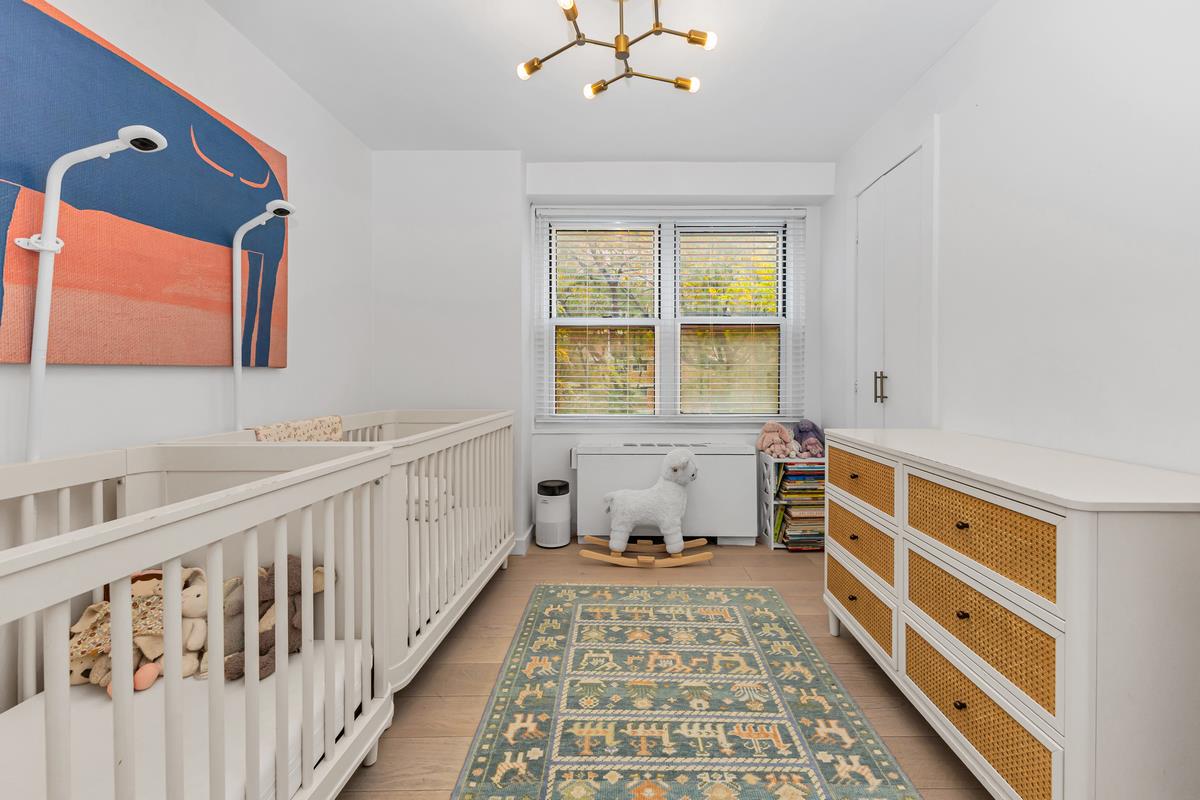 305 East 24th Street 4-P Kips Bay New York NY 10010