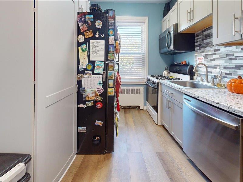 251-29 71st Avenue Glen Oaks Queens NY 11426