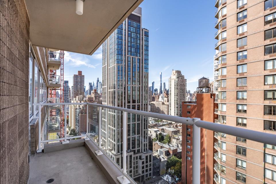 404 East 79th Street 22-C Upper East Side New York NY 10075
