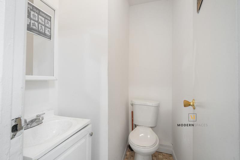 79-11 Roosevelt Avenue Jackson Heights NY 11372