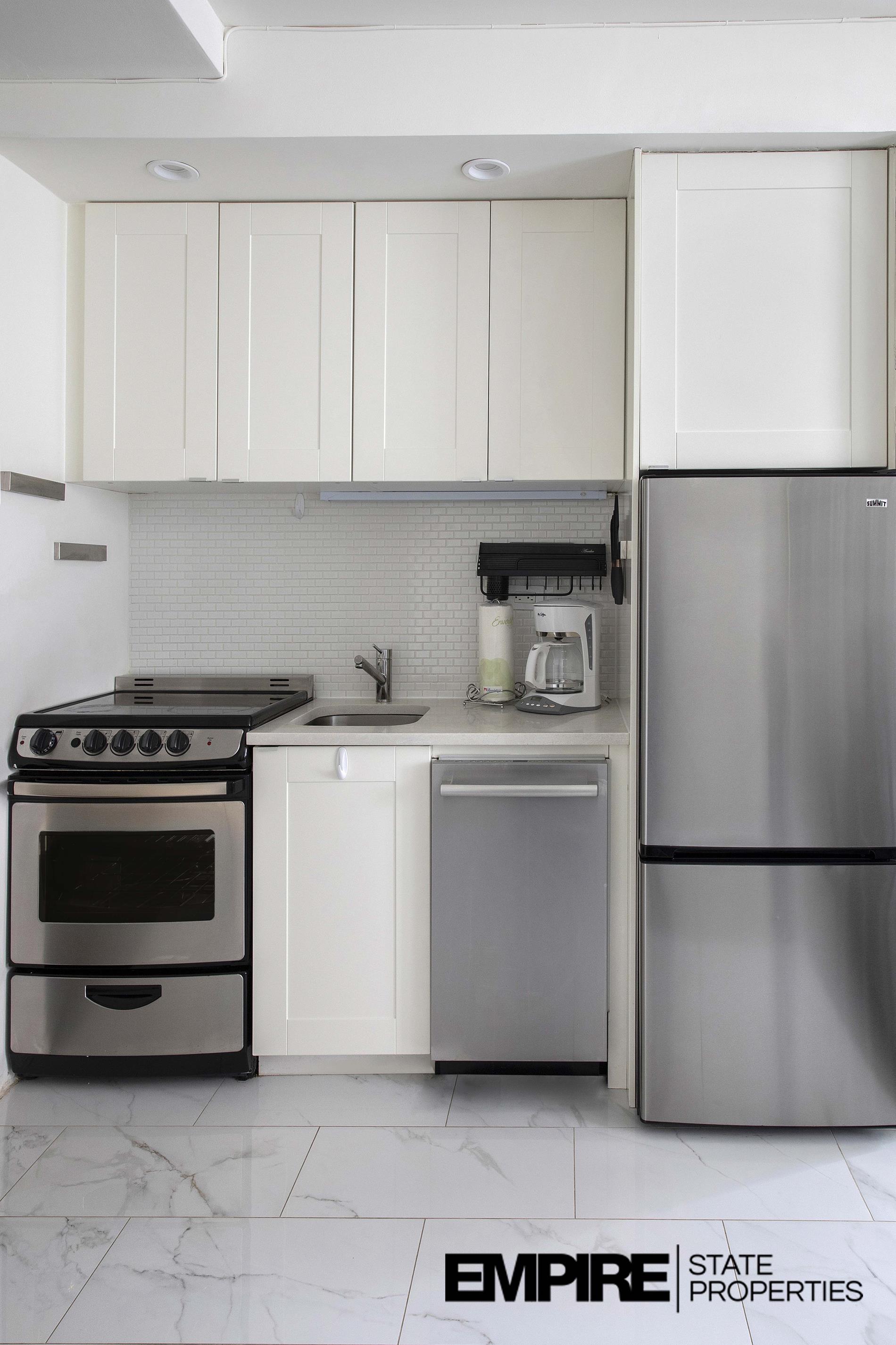 150 West 51st Street 918 Midtown West New York NY 10019