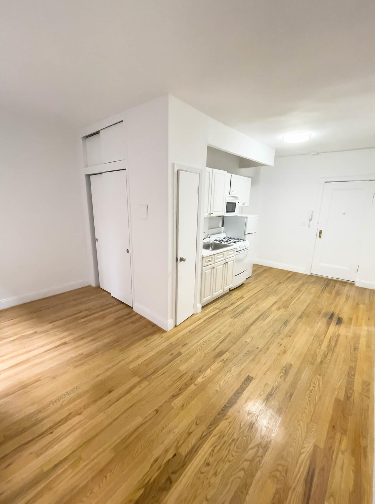 174 Spring Street 9 Greenwich Village New York NY 10012