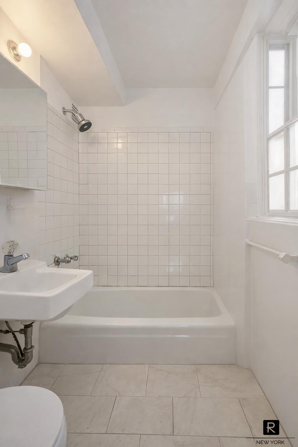 240 East 55th Street Turtle Bay New York NY 10022