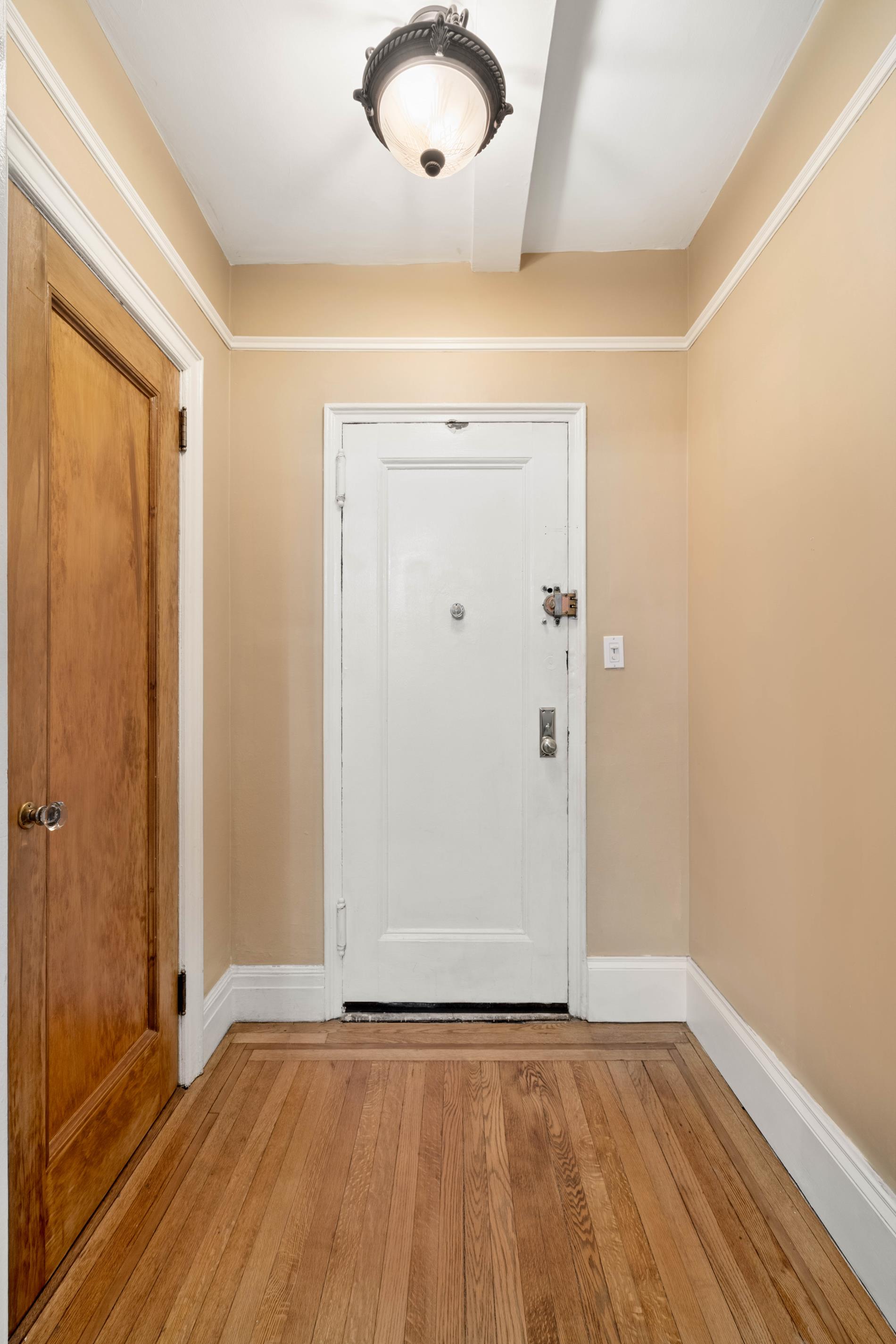 150 East 93rd Street 4-D Carnegie Hill New York NY 10128