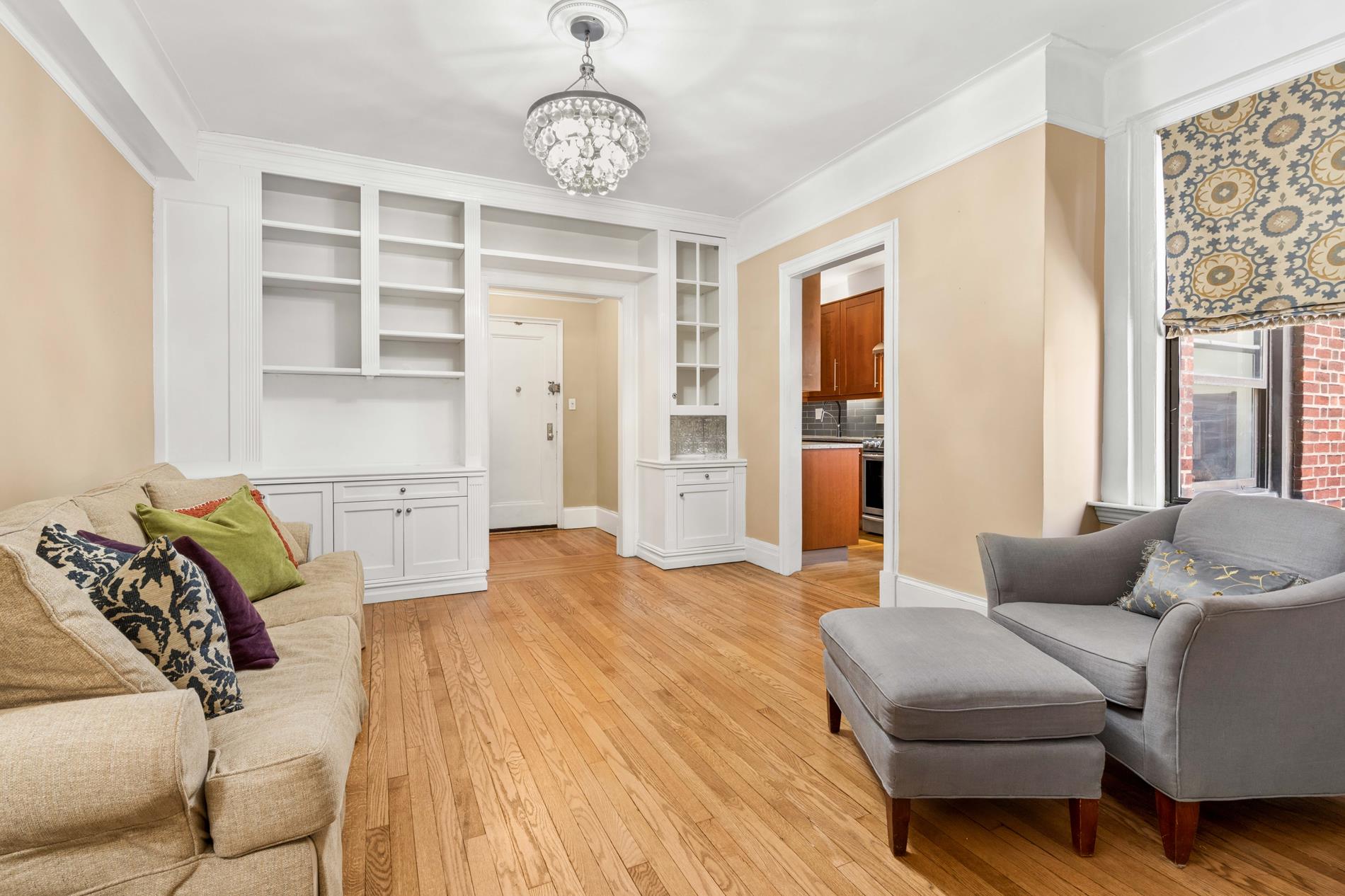 150 East 93rd Street 4-D Carnegie Hill New York NY 10128