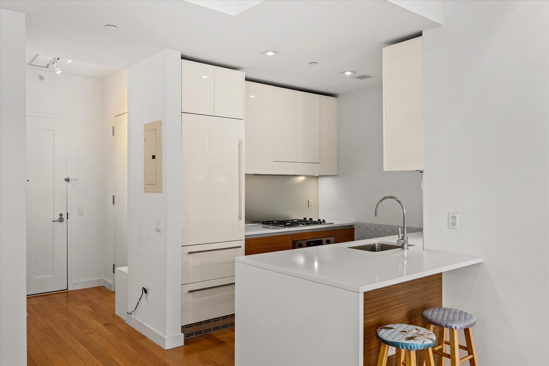 555 West 59th Street 9-A Lincoln Square New York NY 10019