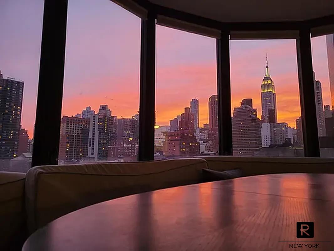 330 East 38th Street Murray Hill New York NY 10016