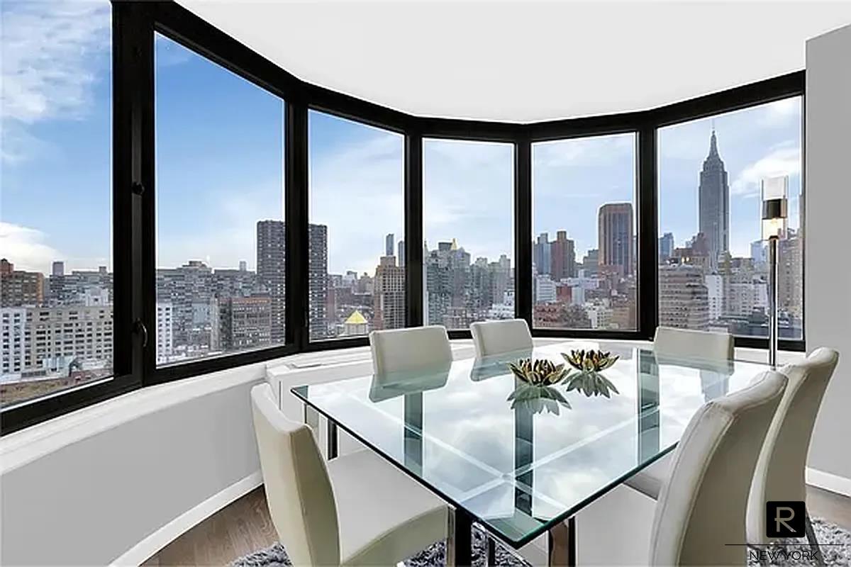 330 East 38th Street Murray Hill New York NY 10016