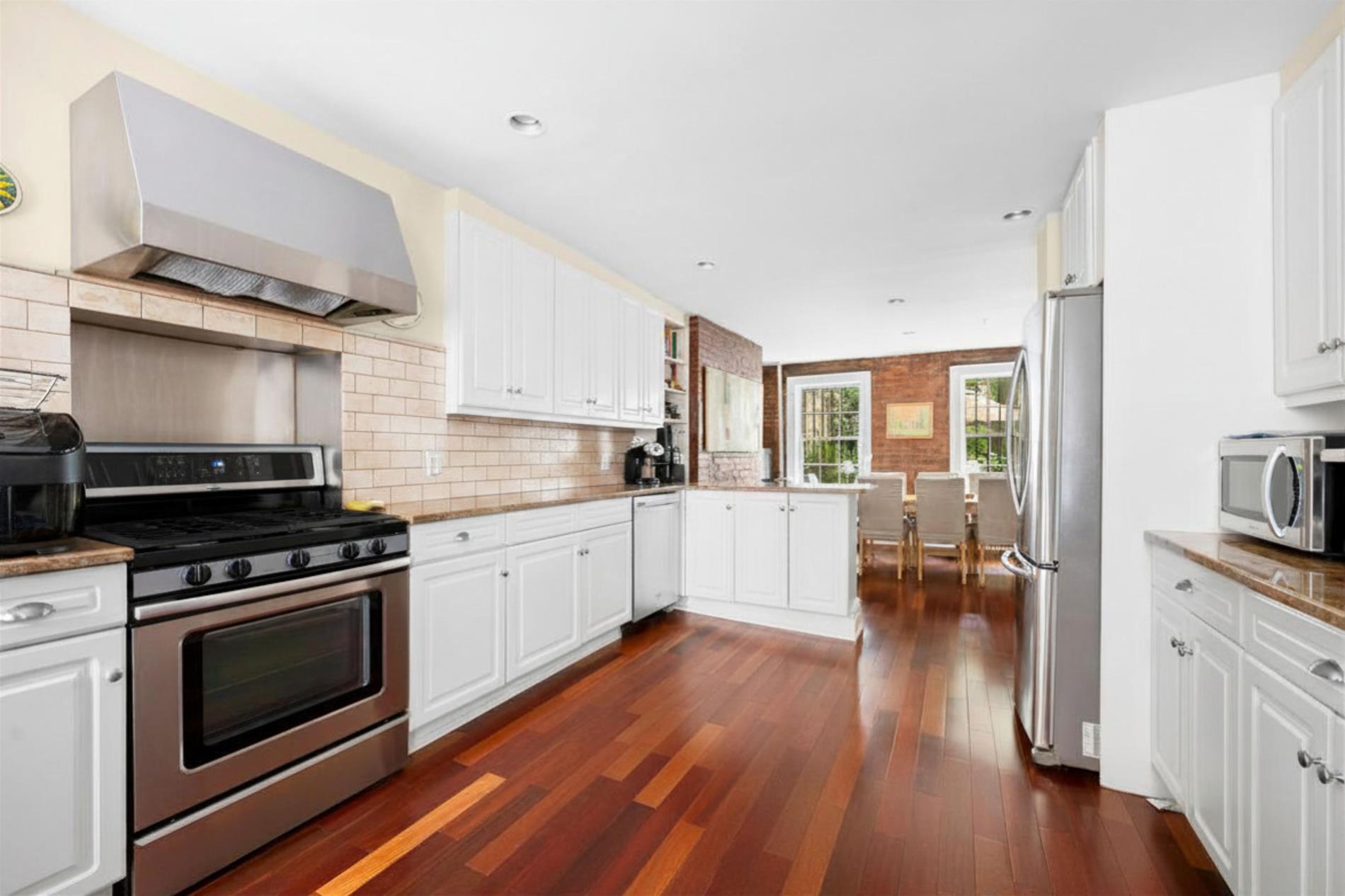 312 East 53rd Street Turtle Bay New York NY 10022